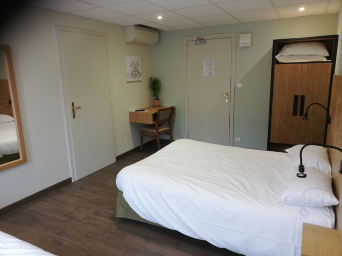 Bedroom 3, Le Moschenross, Haut-Rhin