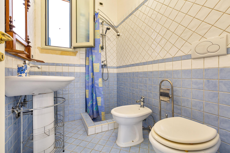 Bathroom, 2237 Villa Diletta - Piano Terra by Barbarhouse, Lecce