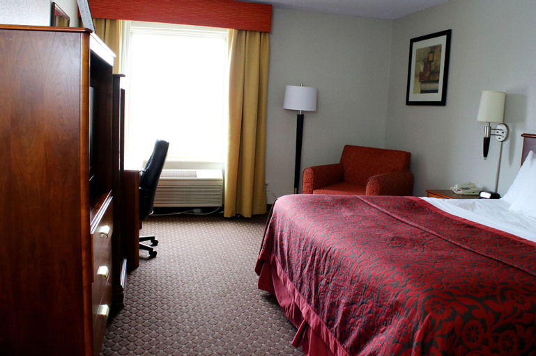 Bedroom 8