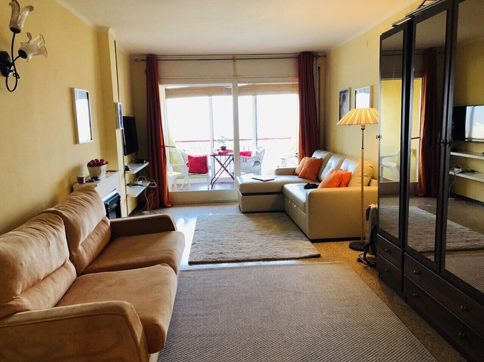 Others 5, Apartamento Inmobahia - BII - 608, Girona