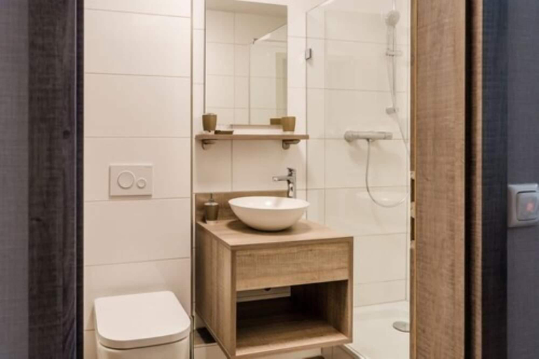 Bathroom 5, Liebig Hotel, Gießen