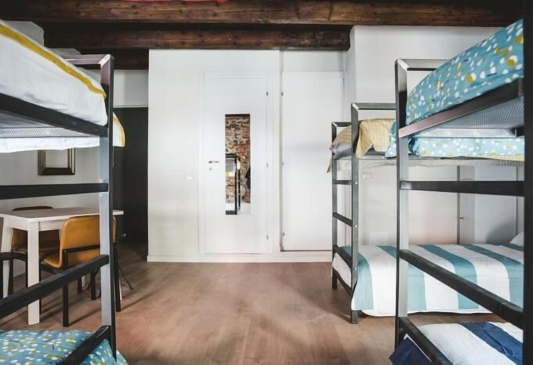 Bedroom 4, The Hostello, Verona