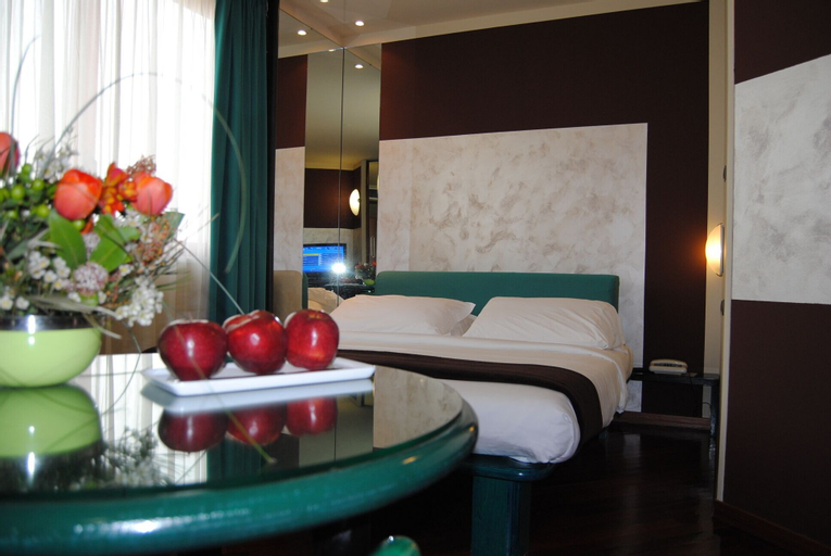 Bedroom 25