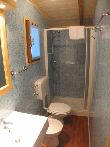 Bathroom, Campeggio Valle Gesso, Cuneo