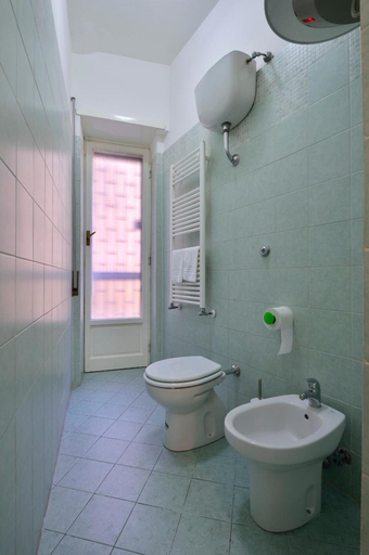 Bathroom 5, Madì B&B, Rome