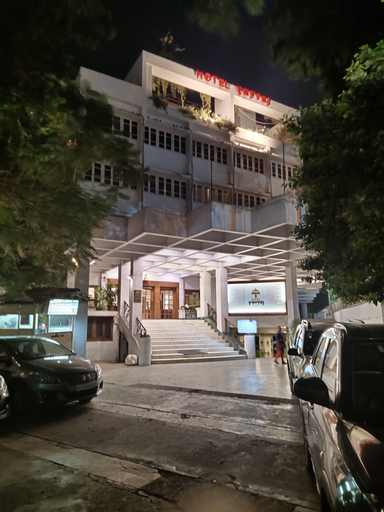 Exterior & Views, Hotel Yuvraj, Vadodara