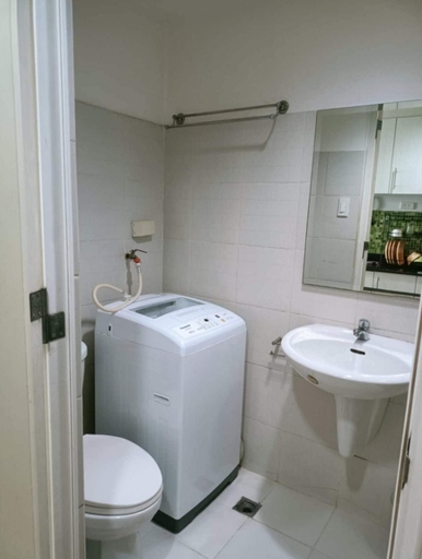 Bathroom 5, Jericho's Place at Sea Residences, Parañaque