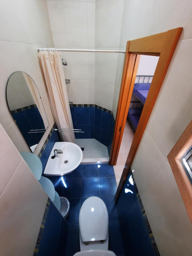 Bathroom 5, Albergue Albas - Hostel, La Rioja