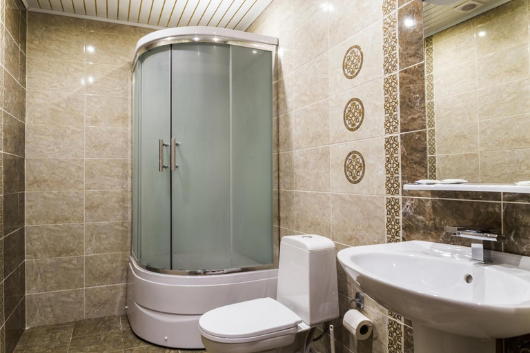Bathroom 3, Nitsa Hotel, Samara