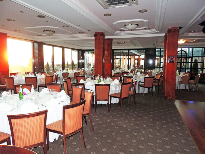Food & Drinks 5, Hotel Villa Breg, Vršac