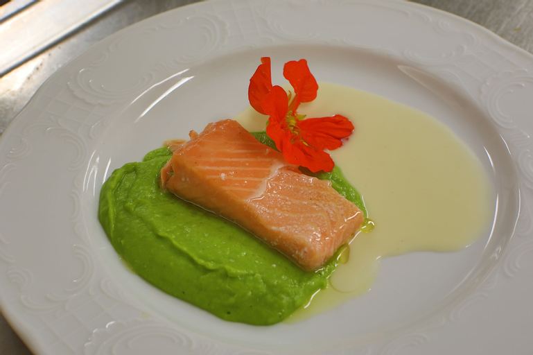 Food & Drinks 8