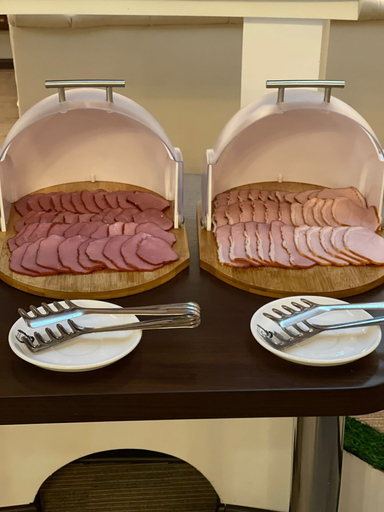 Food & Drinks 5, Hotel Olsi