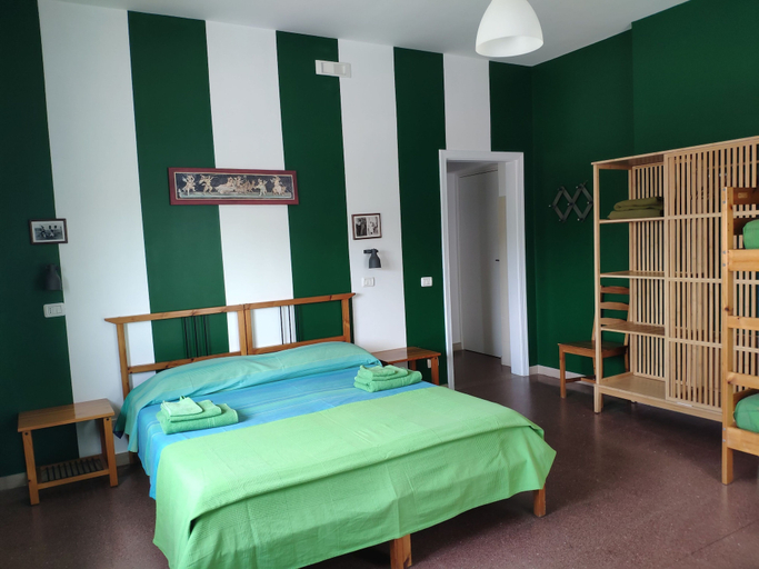 Bedroom 4, B&B De Angelis, Taranto