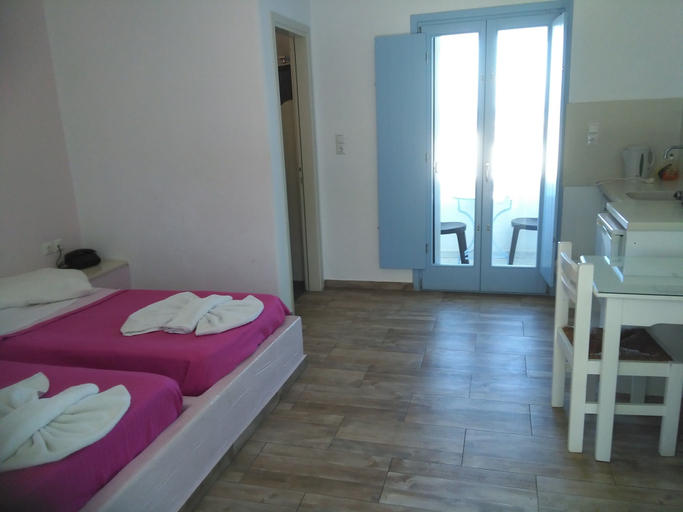 Bedroom 5, Stratos Studios & Apartments, South Aegean