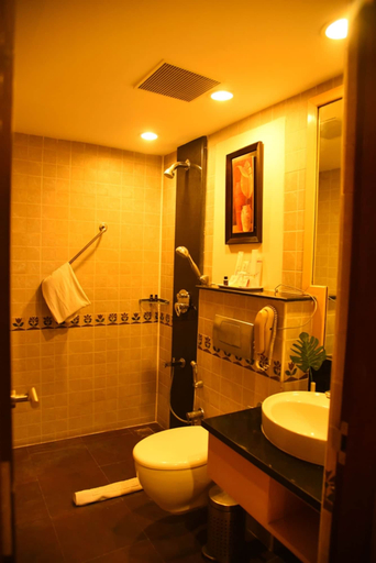 Bathroom 4, Royal Orchid Suites, Bangalore