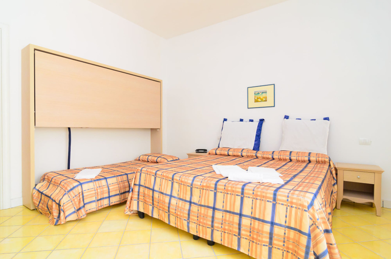 Bedroom 2, Albergo Villa Giusto, Napoli