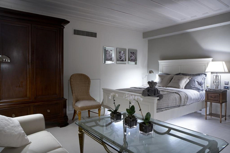Bedroom 3, Torri e Merli, Ionian Islands