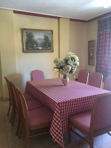 Others 5, Paradis Hotel, Port-au-Prince