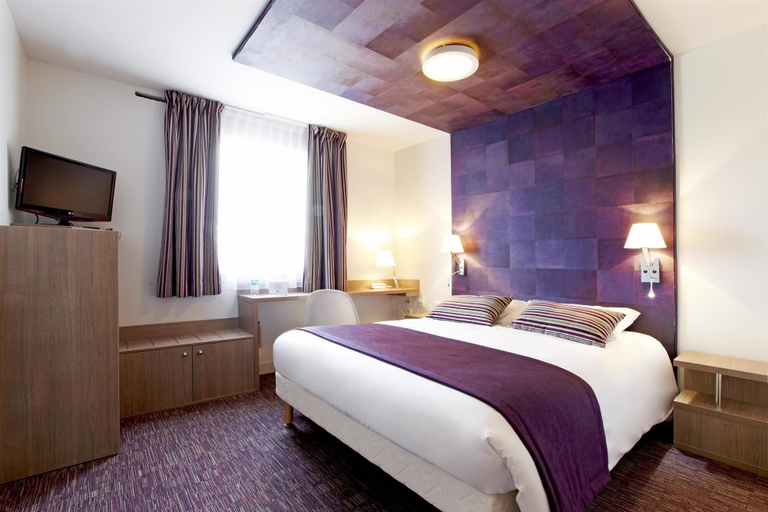 Bedroom 2, Kyriad Valence Nord, Drôme