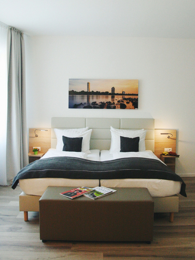 Four Stars by City Hotel, Rhein-Sieg-Kreis