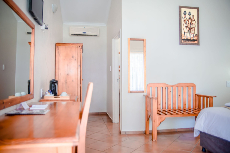 Bedroom 2, Loskop Valley Lodge and Restaurant, Sekhukhune