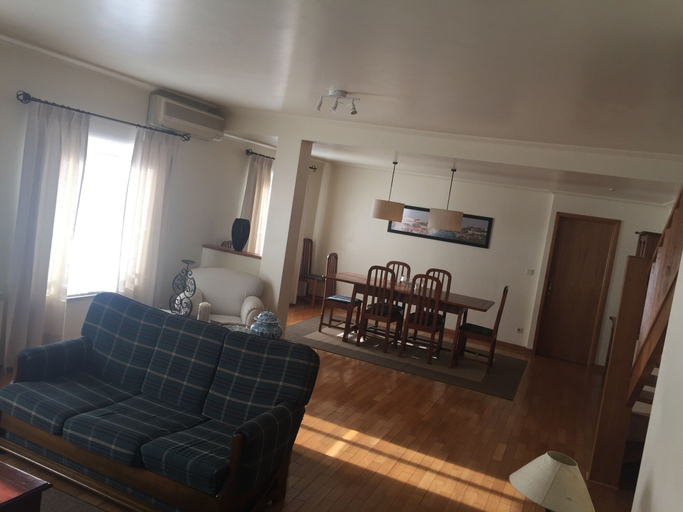 Others 4, Apartamento Senadomum, Seia
