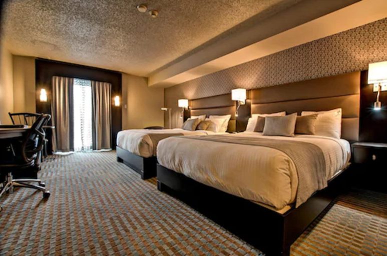 Bedroom 3, Hotel Nouvelle Frontière, Abitibi