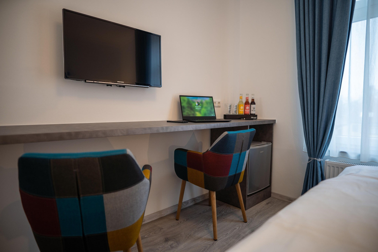 Bedroom 3, Hotel Hanseat Stralsund, Vorpommern-Rügen