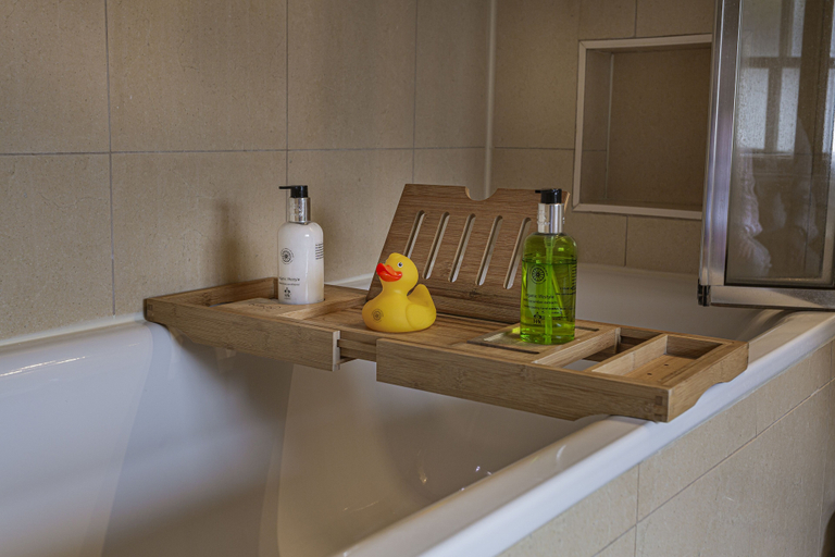 Bathroom 3, The White Horse Hotel, Romsey, Hampshire, Hampshire