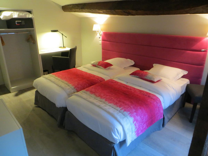 Bedroom 3, Auberge Bressane de Buellas, Ain