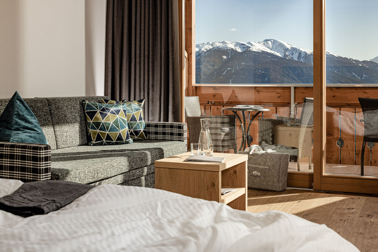 Bedroom 3, Panorama Hotel Huberhof, Bolzano