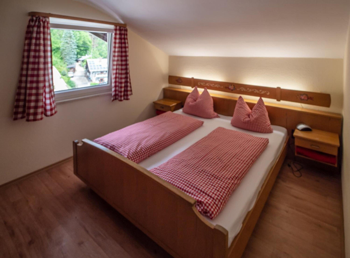 Bedroom 4, Gaestehaus Bergwald, Berchtesgadener Land