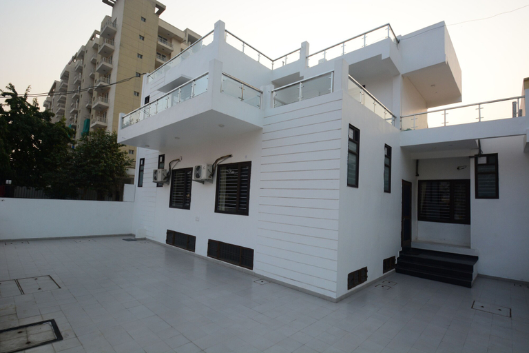 Exterior & Views, Comfort Stay, Faridabad