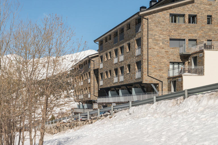 Exterior & Views 2, Pierre & Vacances Andorra Sunari Peretol