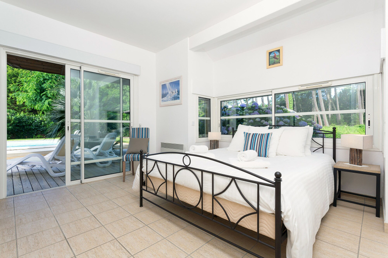 Bedroom 2, Les Villas de la Prade, Landes