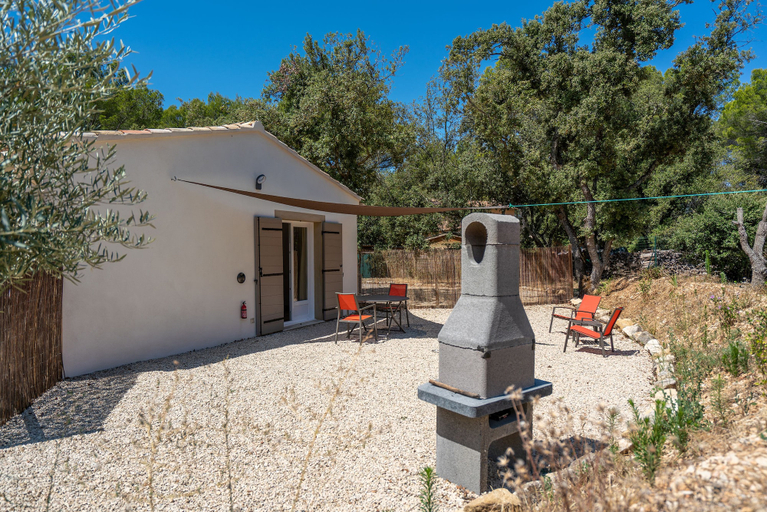 Exterior & Views 2, Mas La Cheneraie, Vaucluse