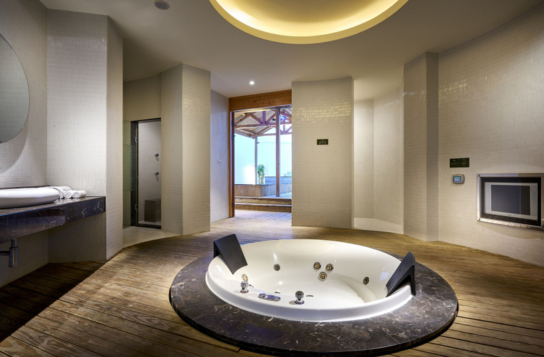 Bathroom 4, Takao Motel, Kaohsiung