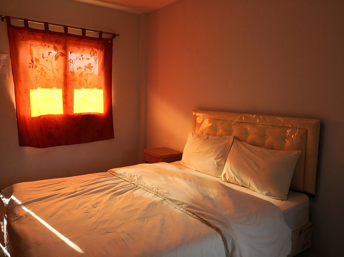 Bedroom 2, Rungrod Grand Hotel, Muang Nong Bua Lam Phu
