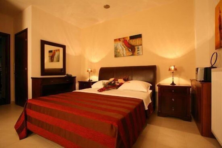 Bedroom 4, Epavlis Meteora Suites Hotel, Thessaly