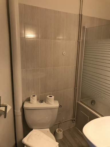 Bathroom 3, Hotel de la Gare – urban by balladins, Indre