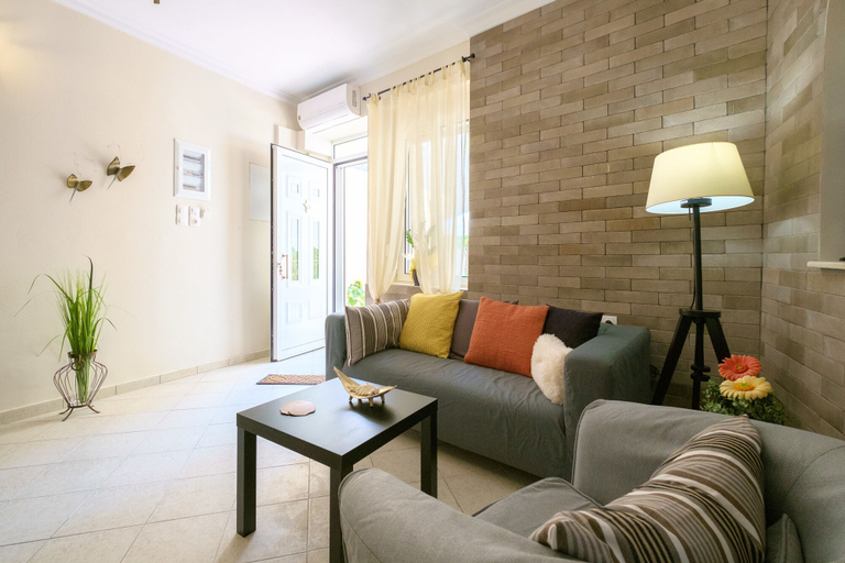 Others 5, Home with Courtyard in Heart of Old Town, Crete
