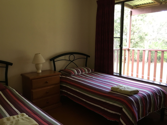 Bedroom 3, Tinglewood Cabins, Manjimup