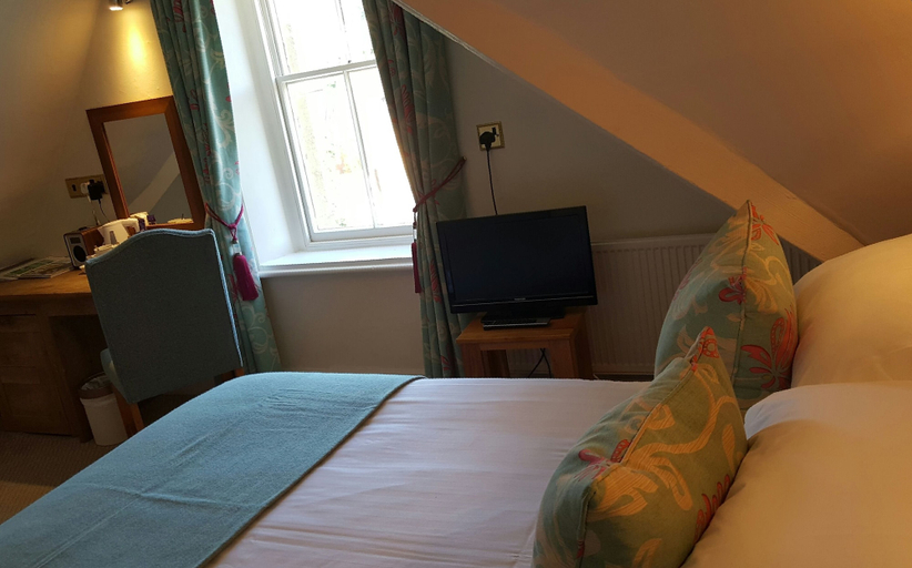 Bedroom 4, Three Ways House Hotel, Gloucestershire