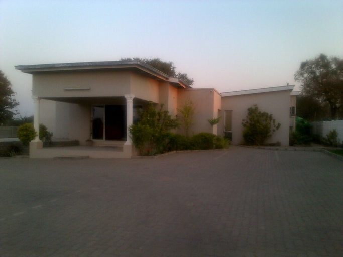 Exterior & Views, Comfort Palace Guesthouse Kasane, Chobe