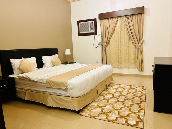 Bedroom 2, Arabian Palm Hotel