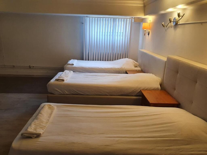 Bedroom 2, Hotel Holland Lodge, Utrecht