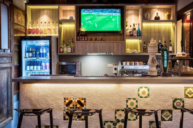 Food & Drinks 4, Old Door Hostel & Bar, Taipei City