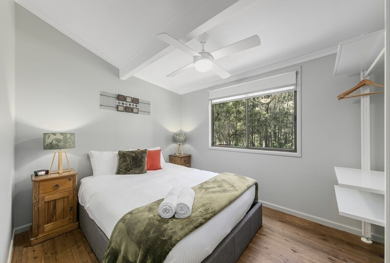Bedroom 4, Cottages On Mount View, Cessnock