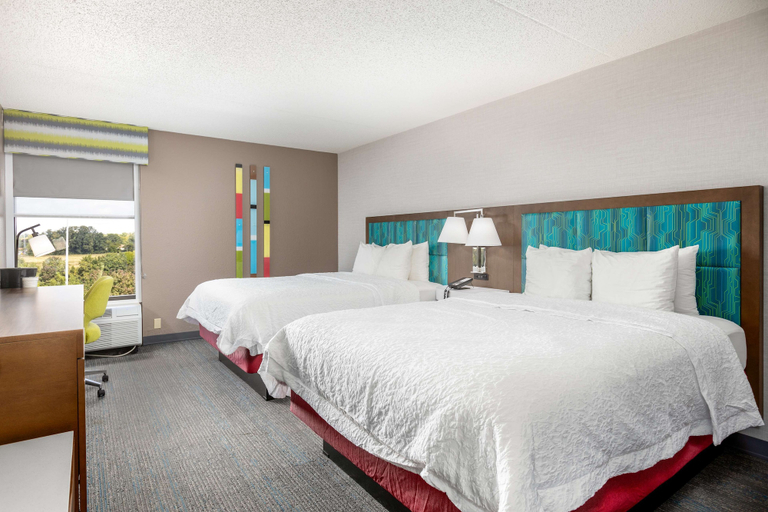 Bedroom 4, Hampton Inn Columbus/Dublin, Franklin