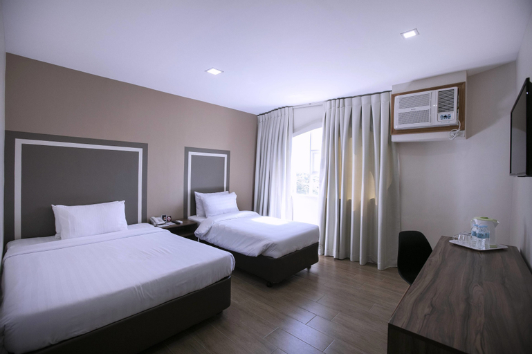 Bedroom 27